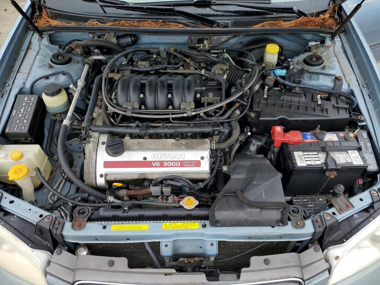 2001 NISSAN Maxima