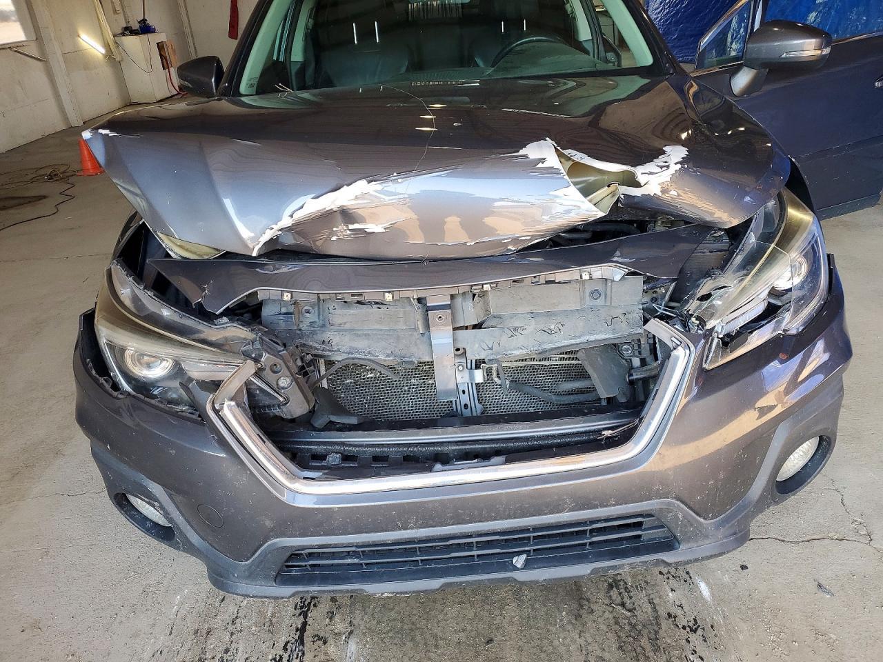 2018 SUBARU Outback