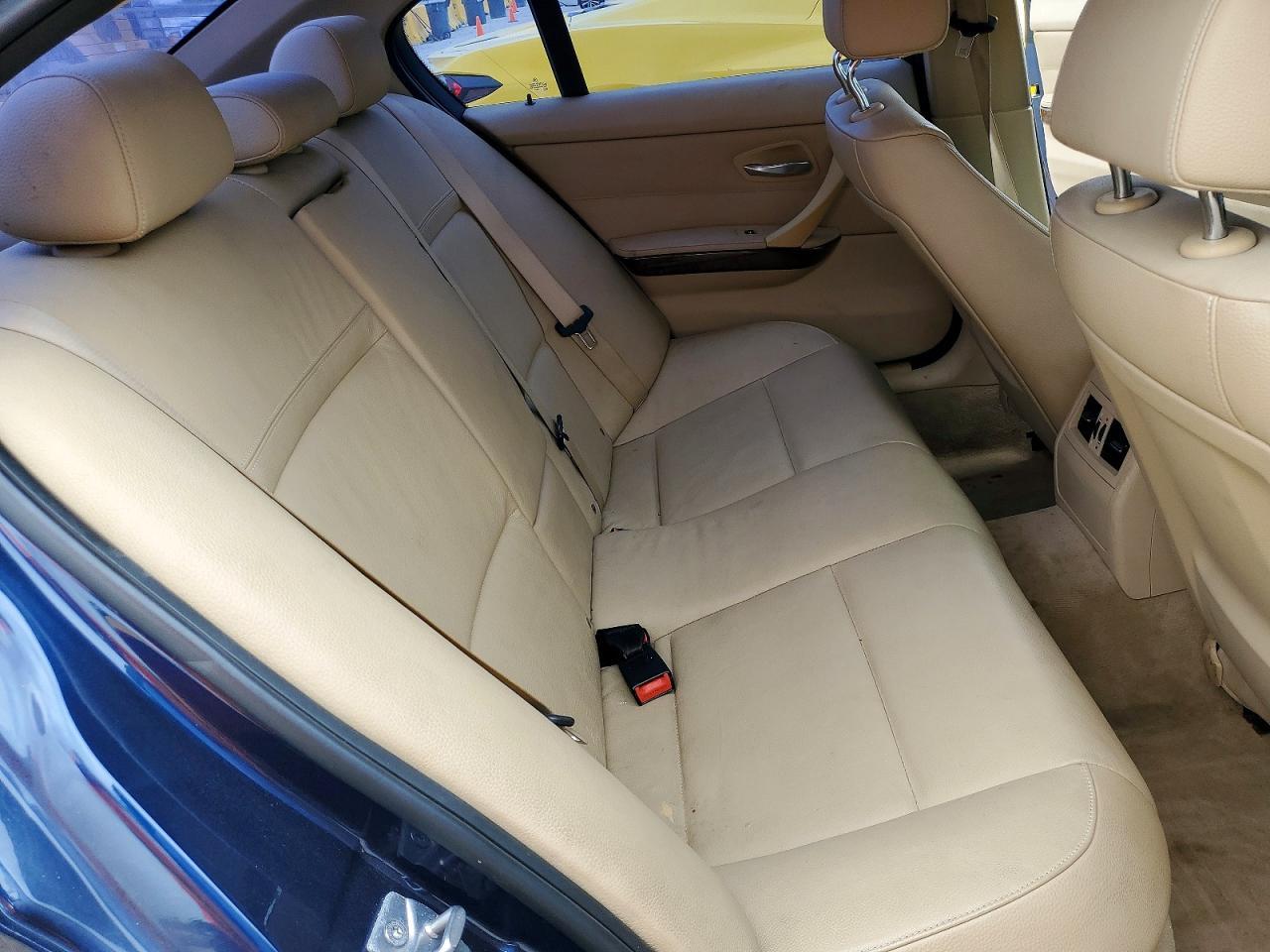 2011 BMW 3 SERIES