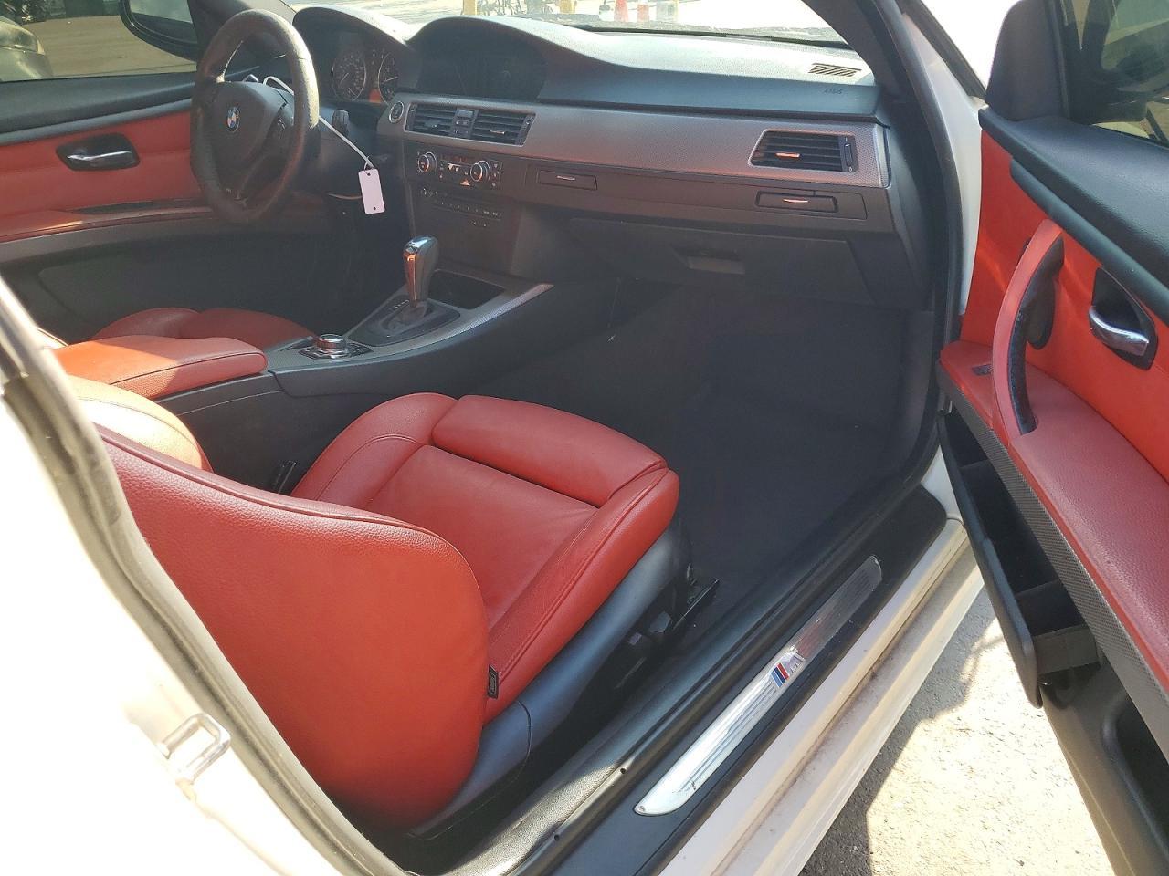 2011 BMW 3 SERIES