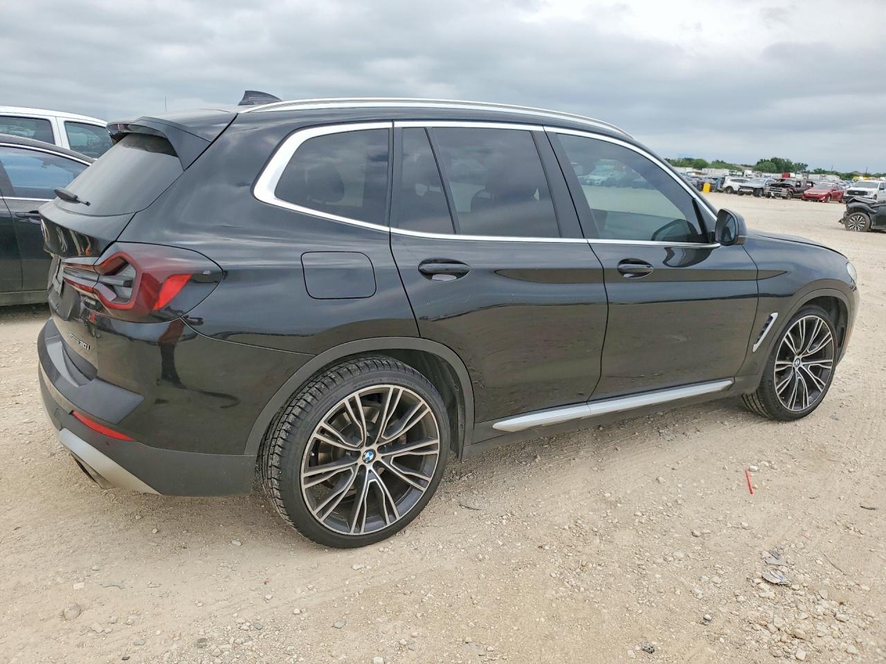 2022 BMW X3