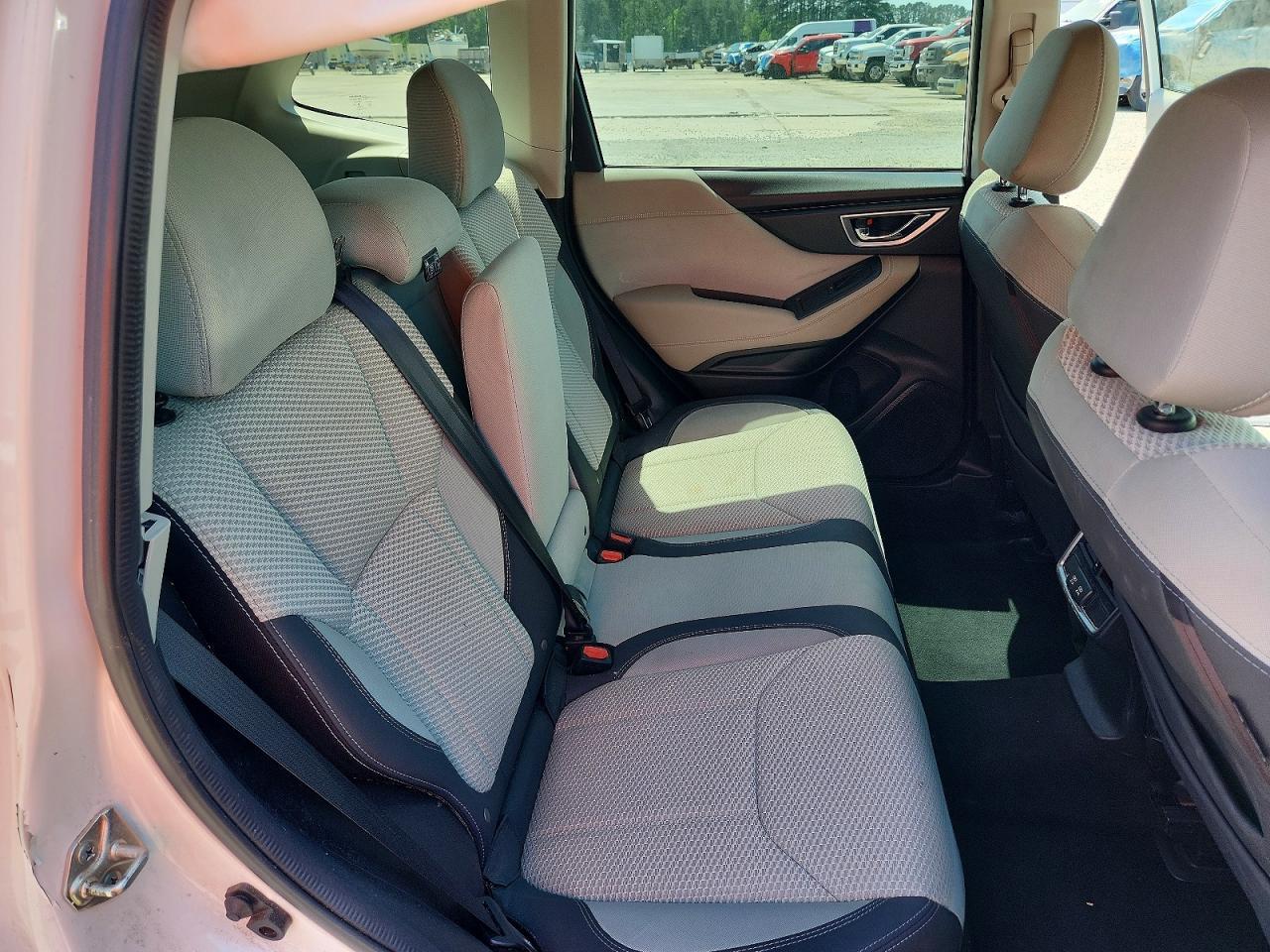 2021 SUBARU FORESTER