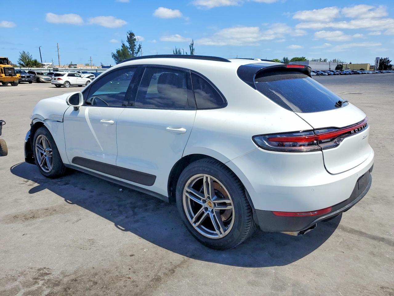 2021 PORSCHE Macan