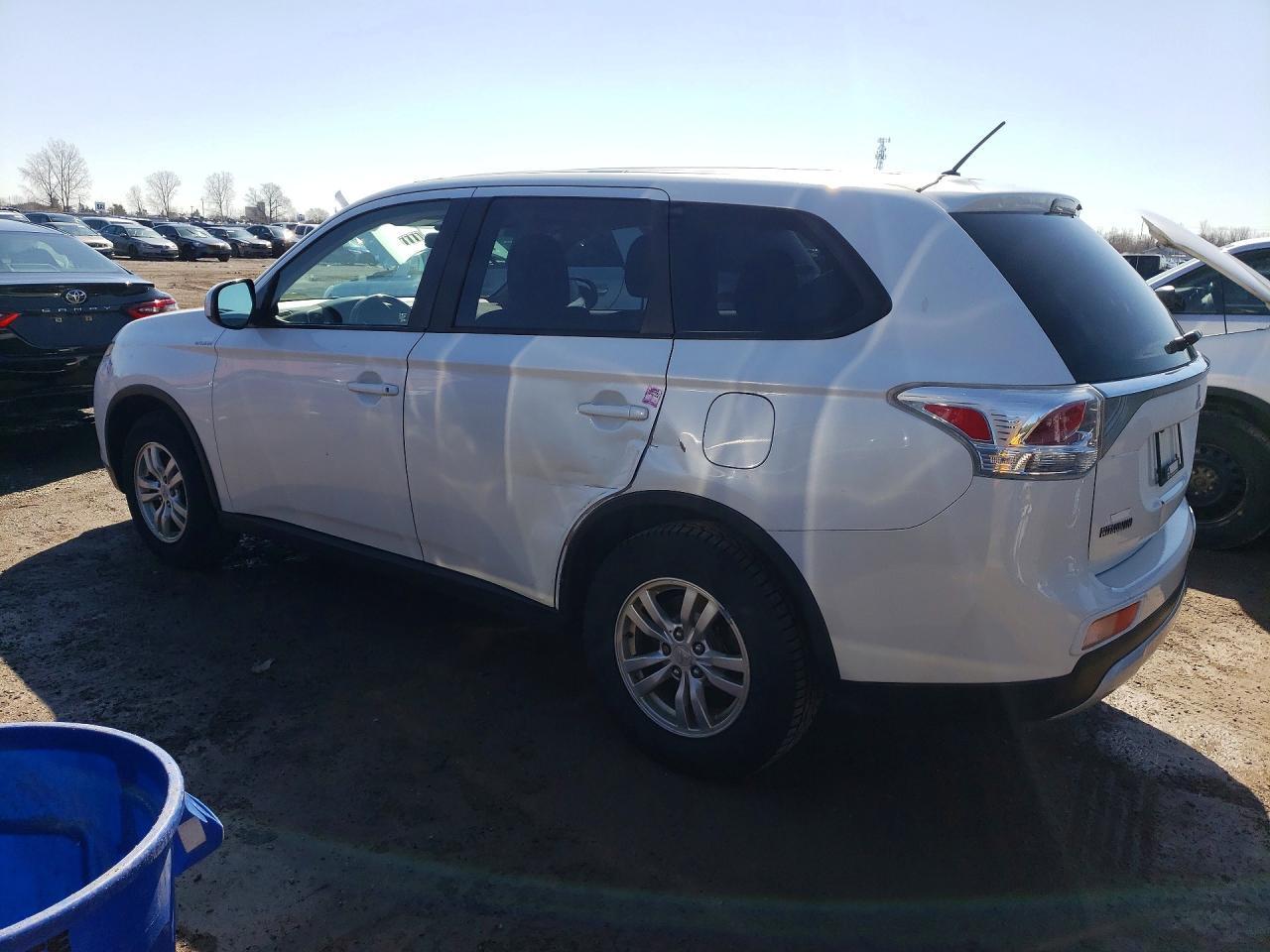 2015 MITSUBISHI outlander