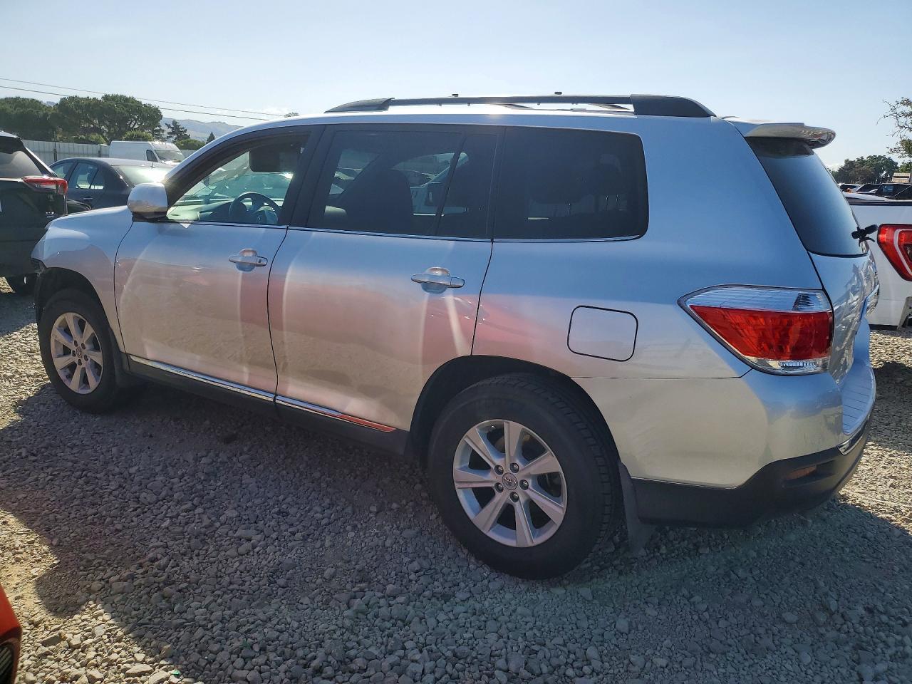 2012 TOYOTA HIGHLANDER