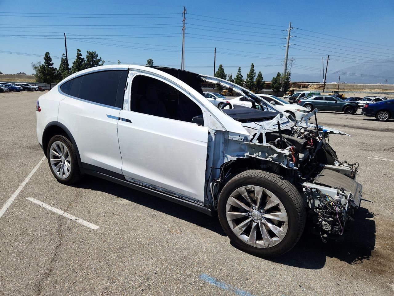 2016 TESLA MODEL X