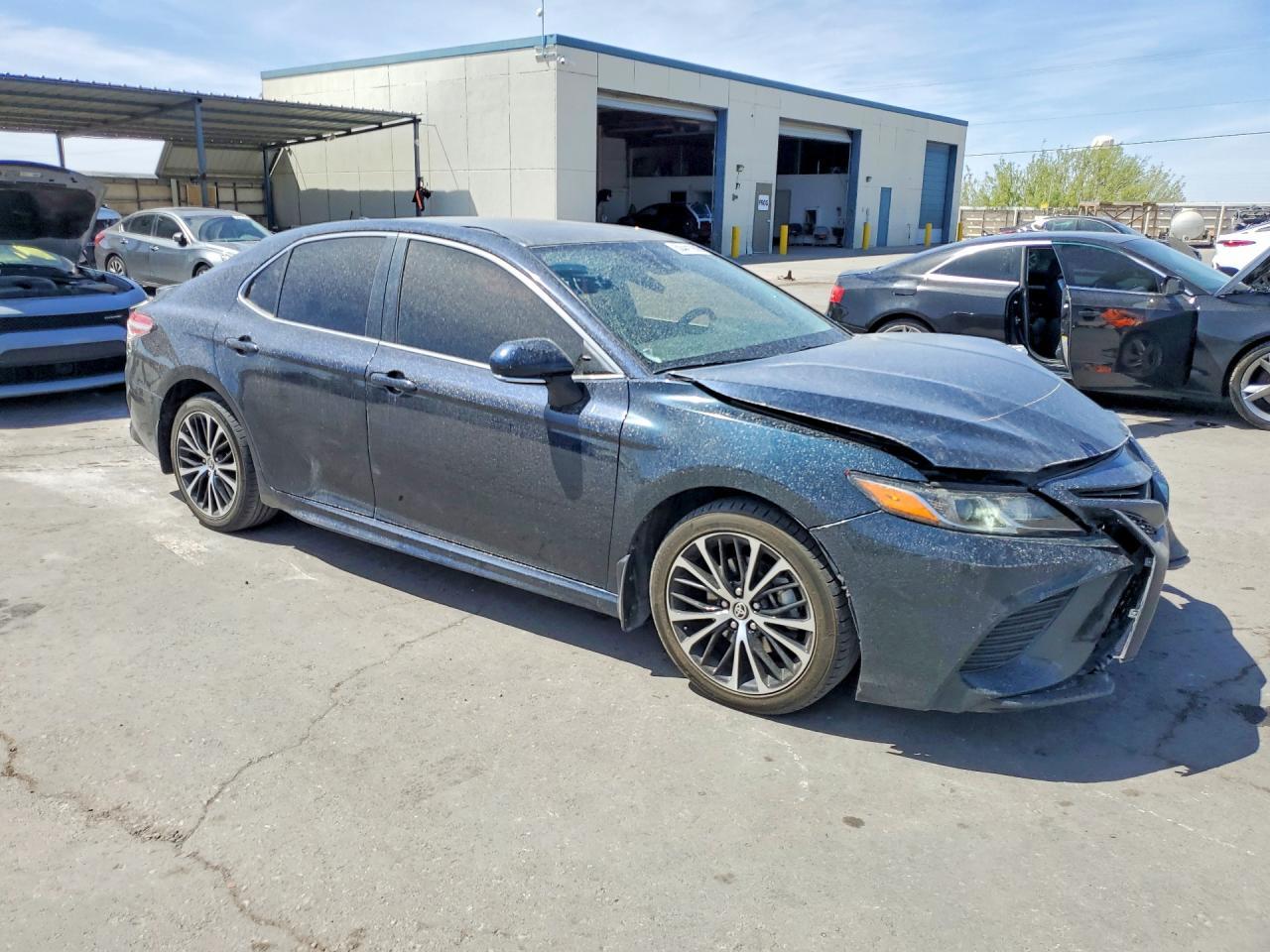 2020 TOYOTA CAMRY