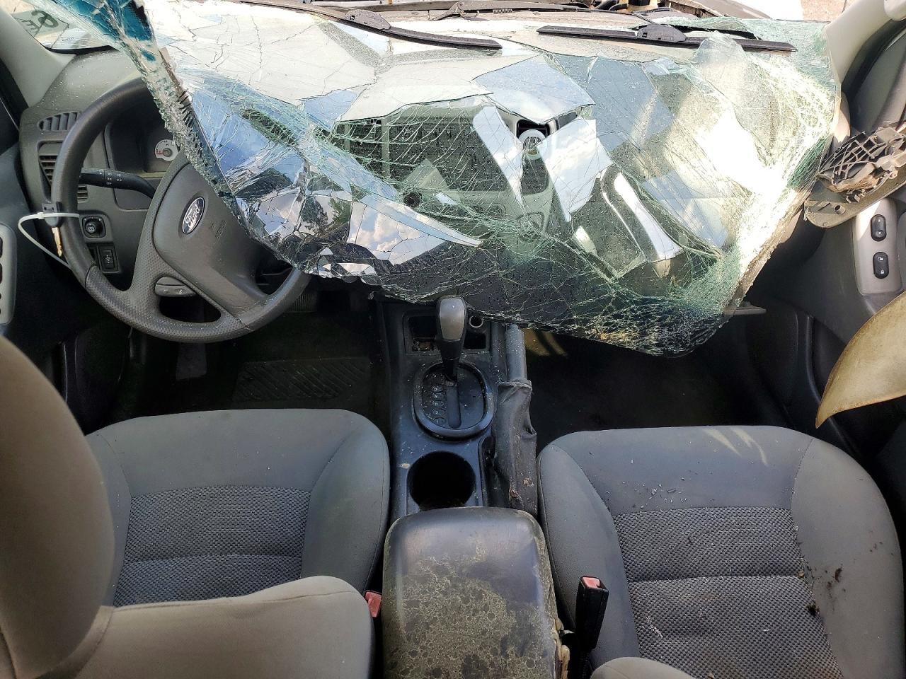 2006 FORD ESCAPE