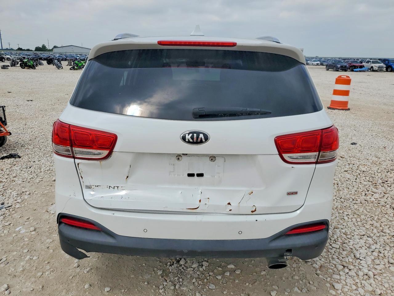 2017 KIA SORENTO