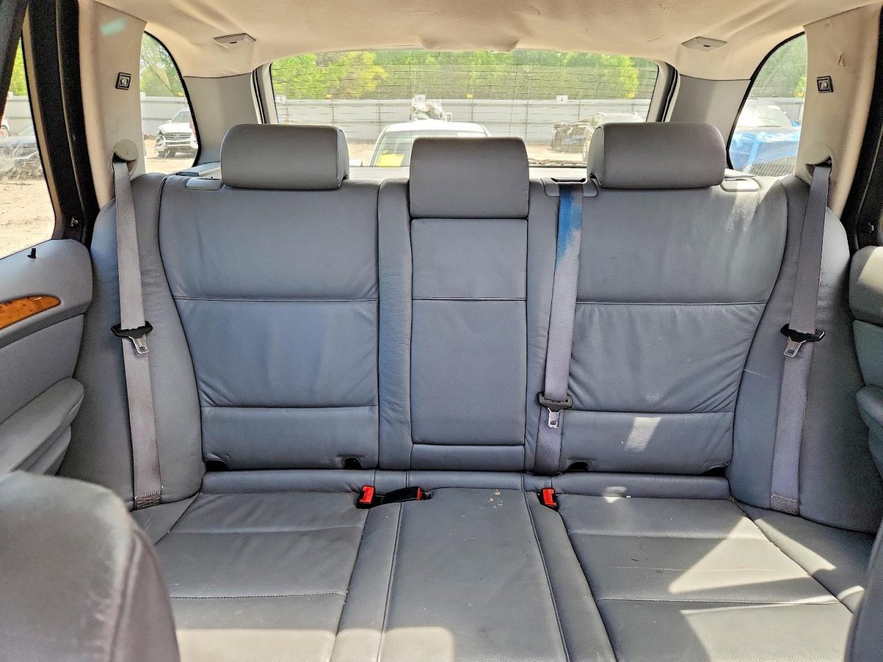 2004 BMW X5
