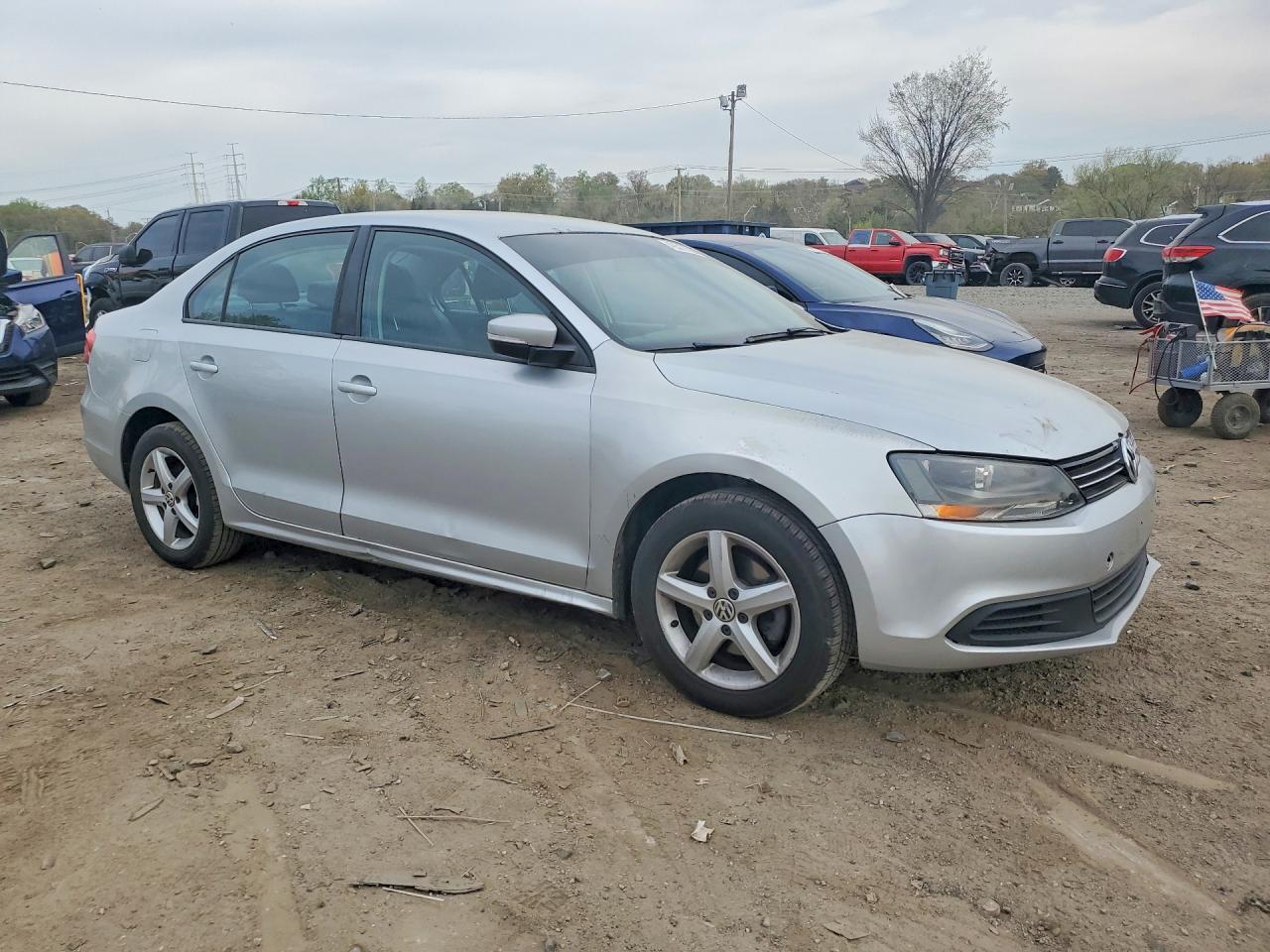 2012 VOLKSWAGEN JETTA