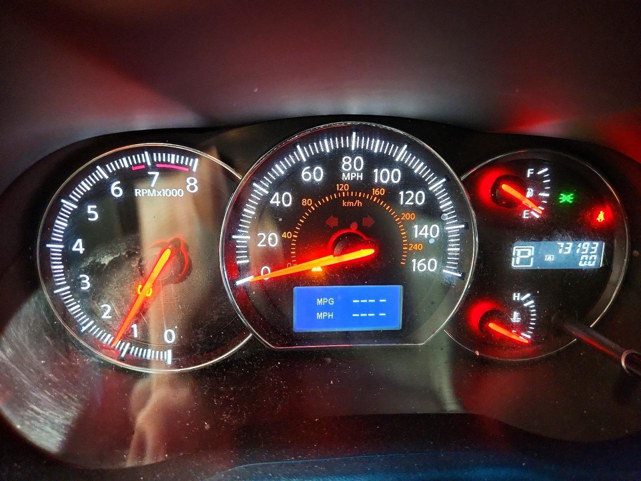 2014 NISSAN Maxima