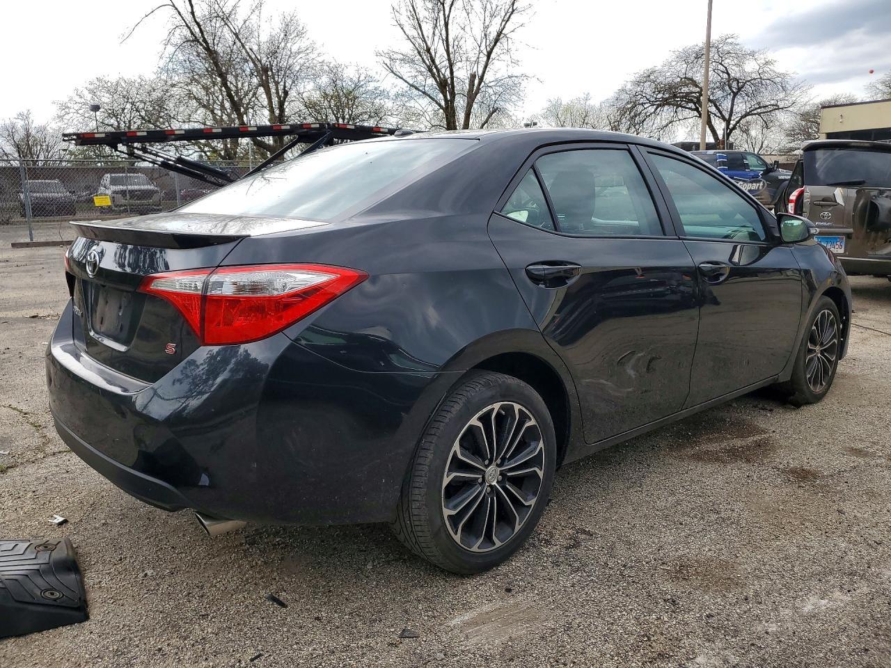 2015 TOYOTA COROLLA