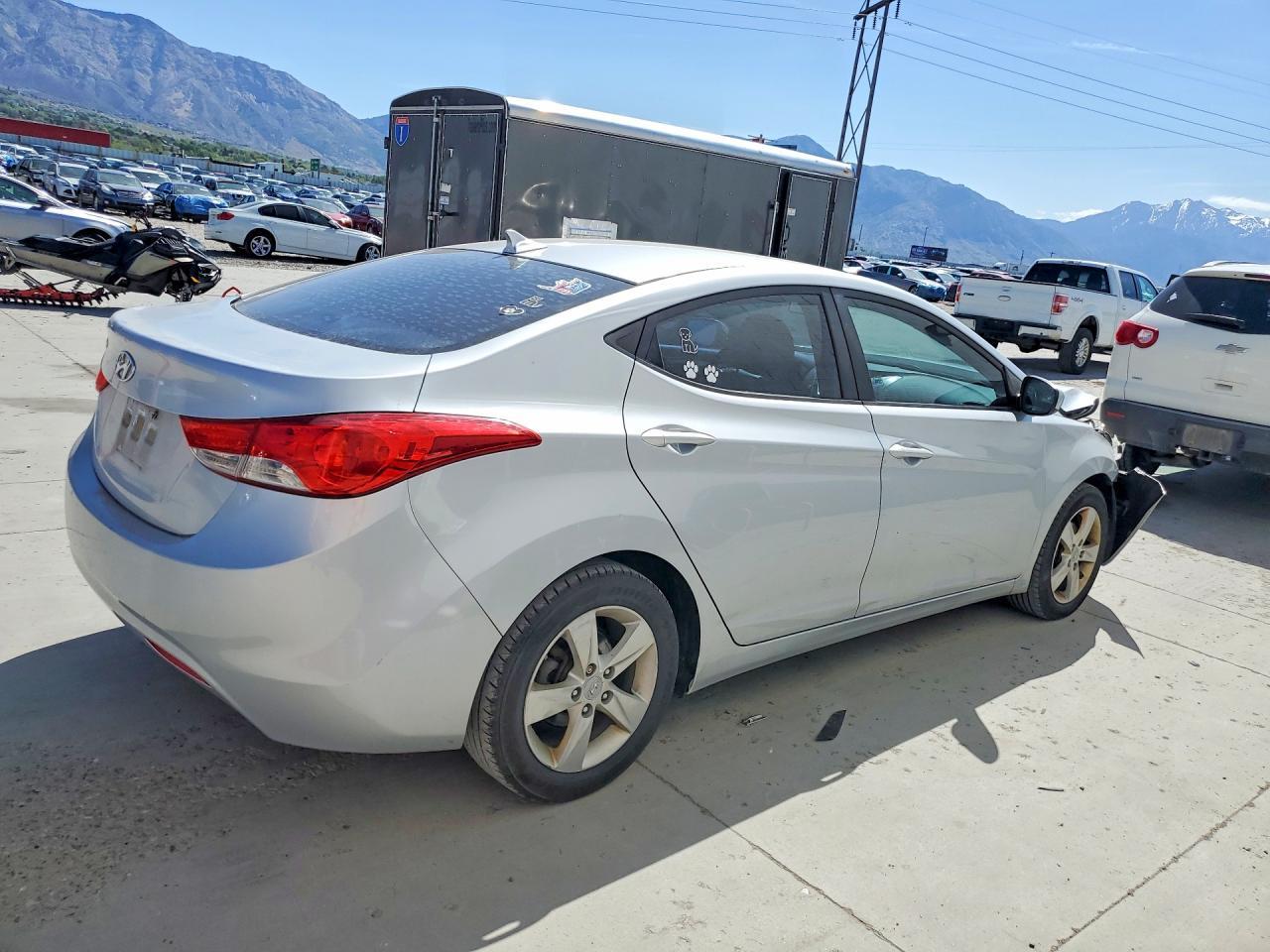 2011 HYUNDAI ELANTRA