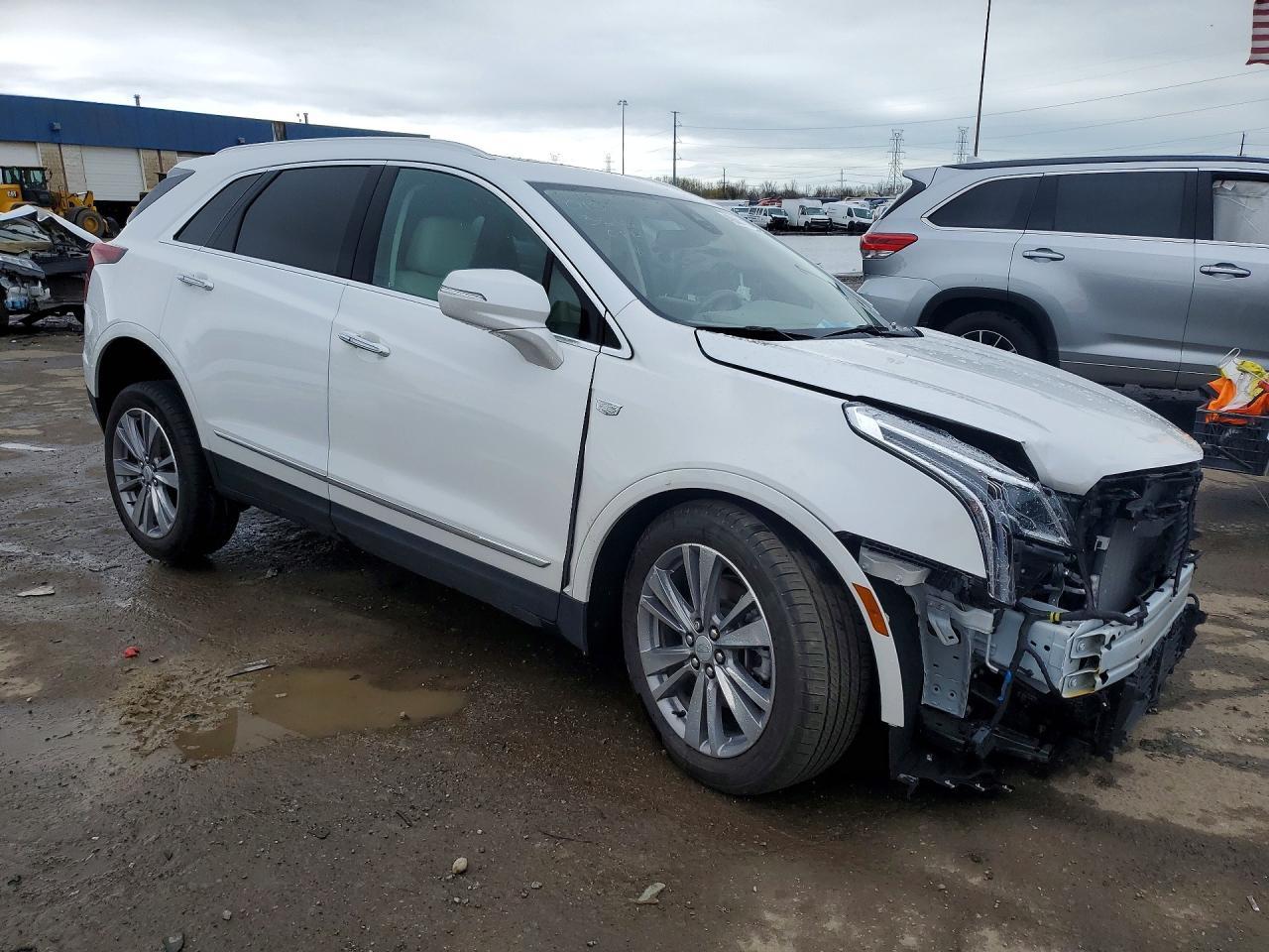 2024 CADILLAC XT5