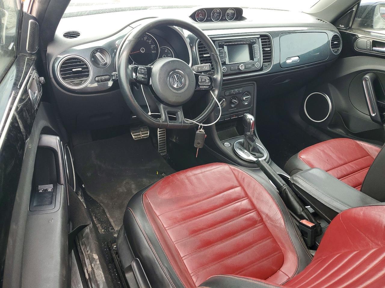 2012 VOLKSWAGEN Beetle