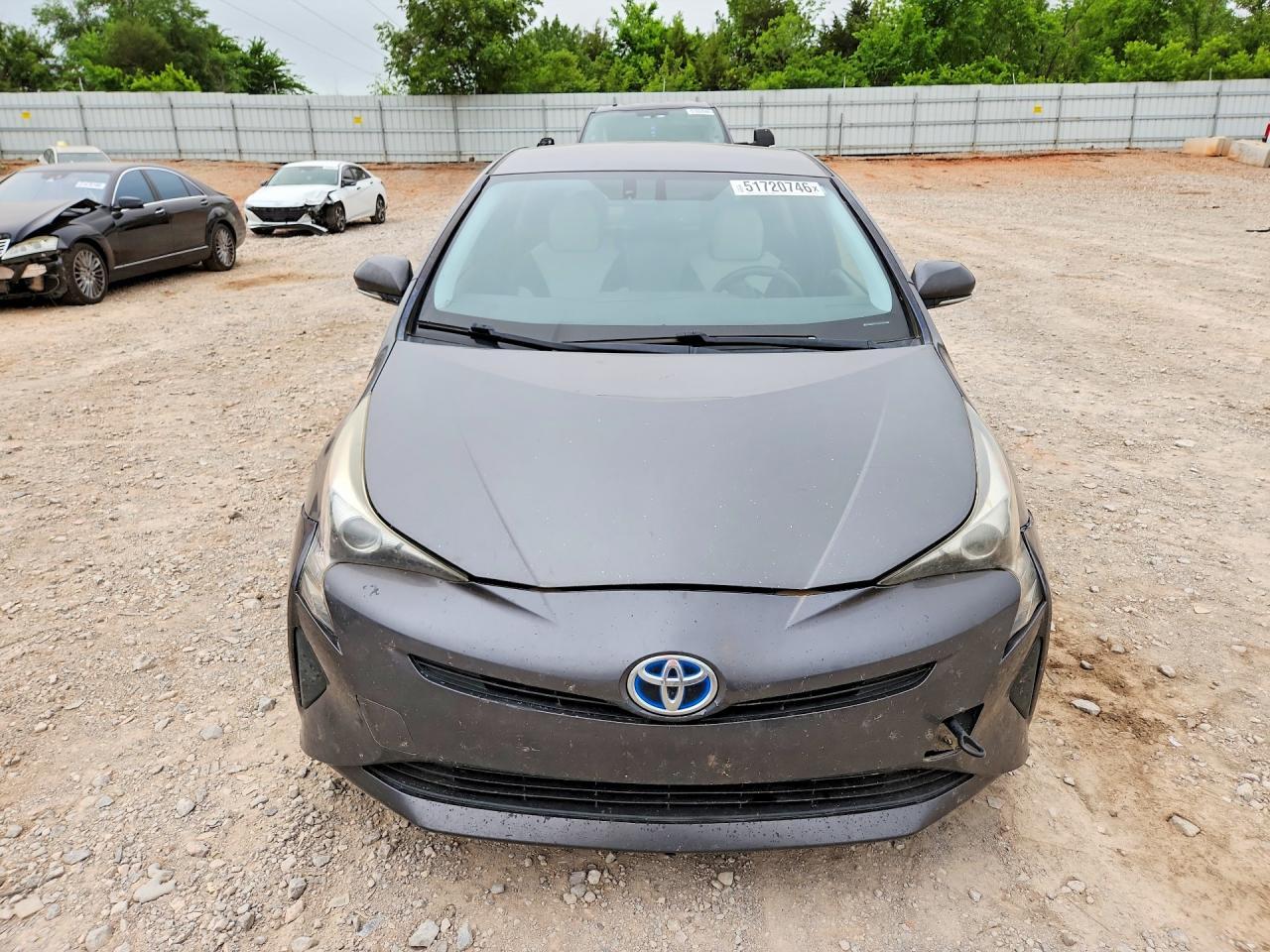 2016 TOYOTA PRIUS