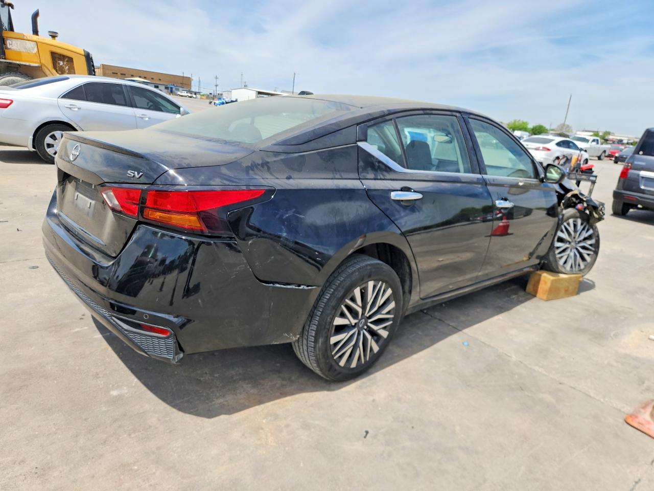 2024 NISSAN ALTIMA