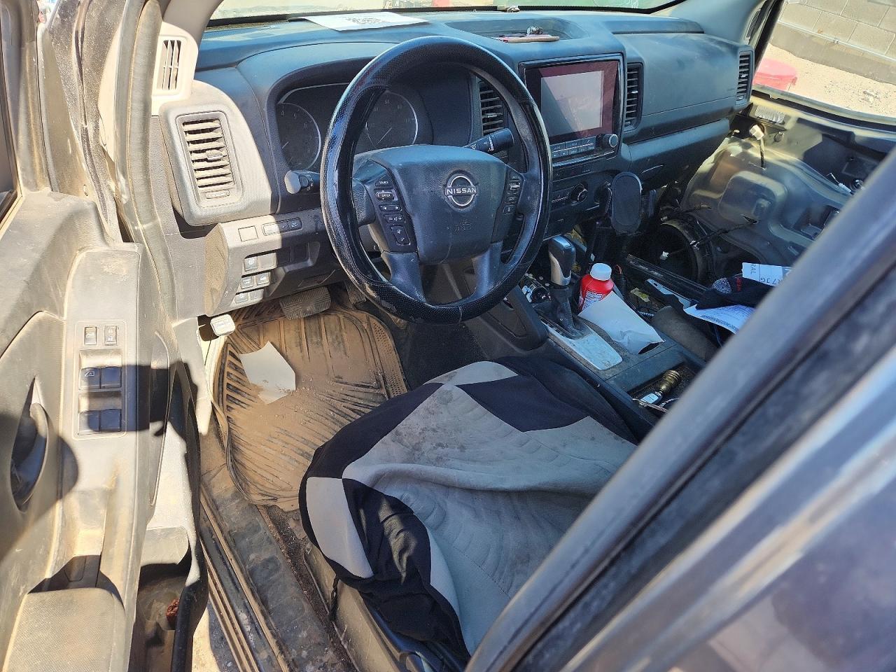2024 NISSAN Frontier