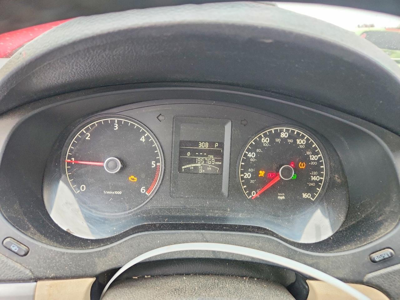 2011 VOLKSWAGEN JETTA