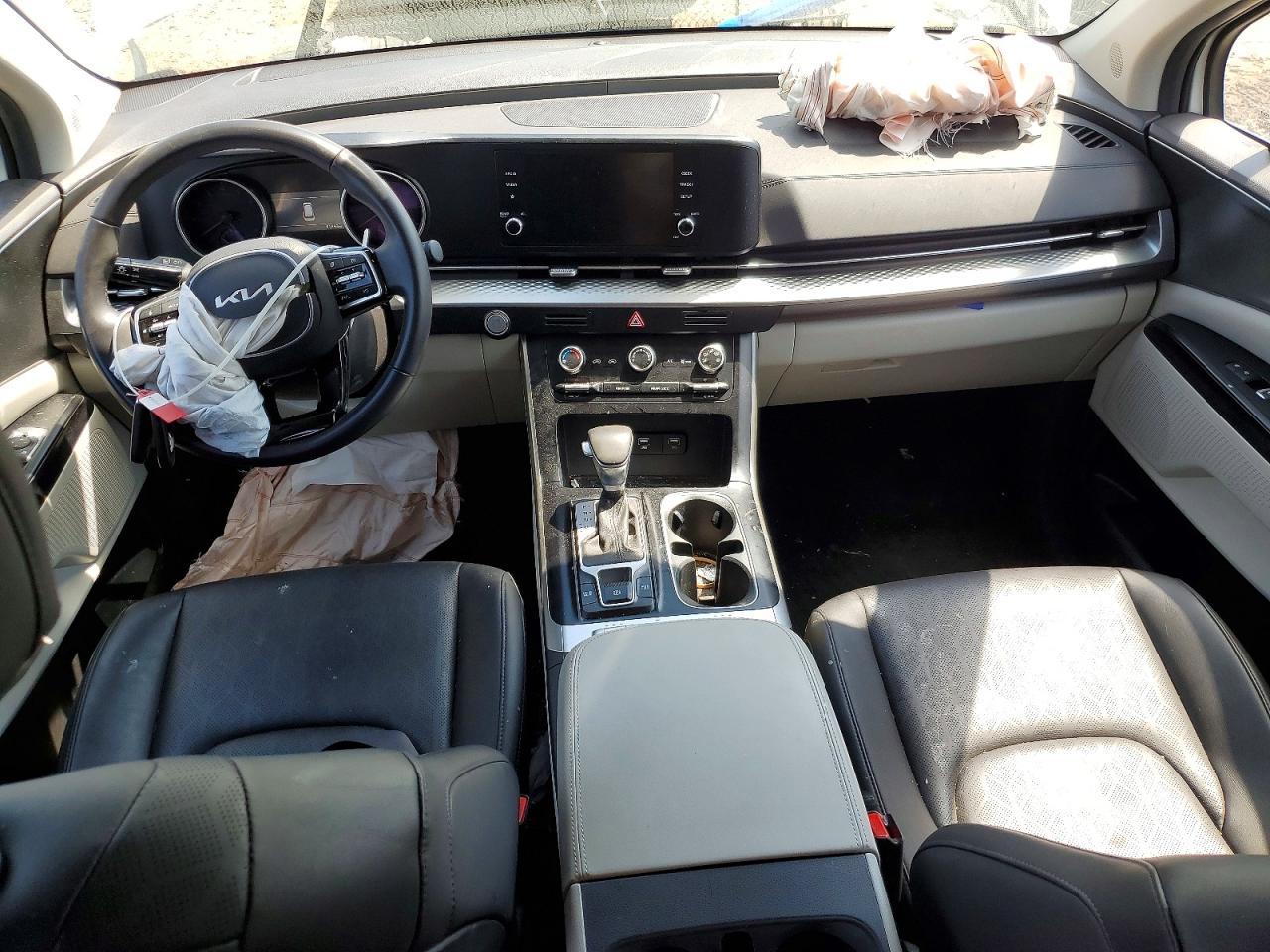 2024 KIA Carnival