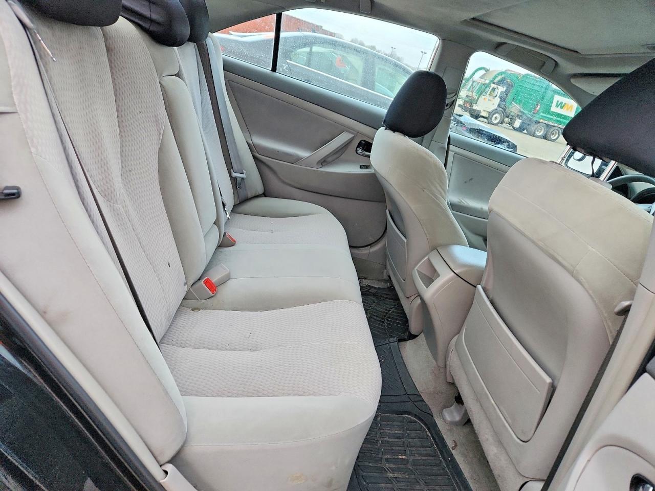2011 TOYOTA CAMRY
