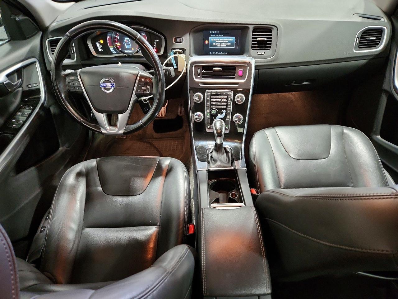 2015 VOLVO S60