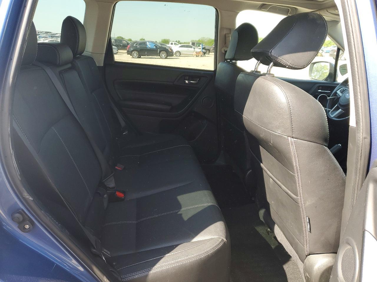 2017 SUBARU FORESTER