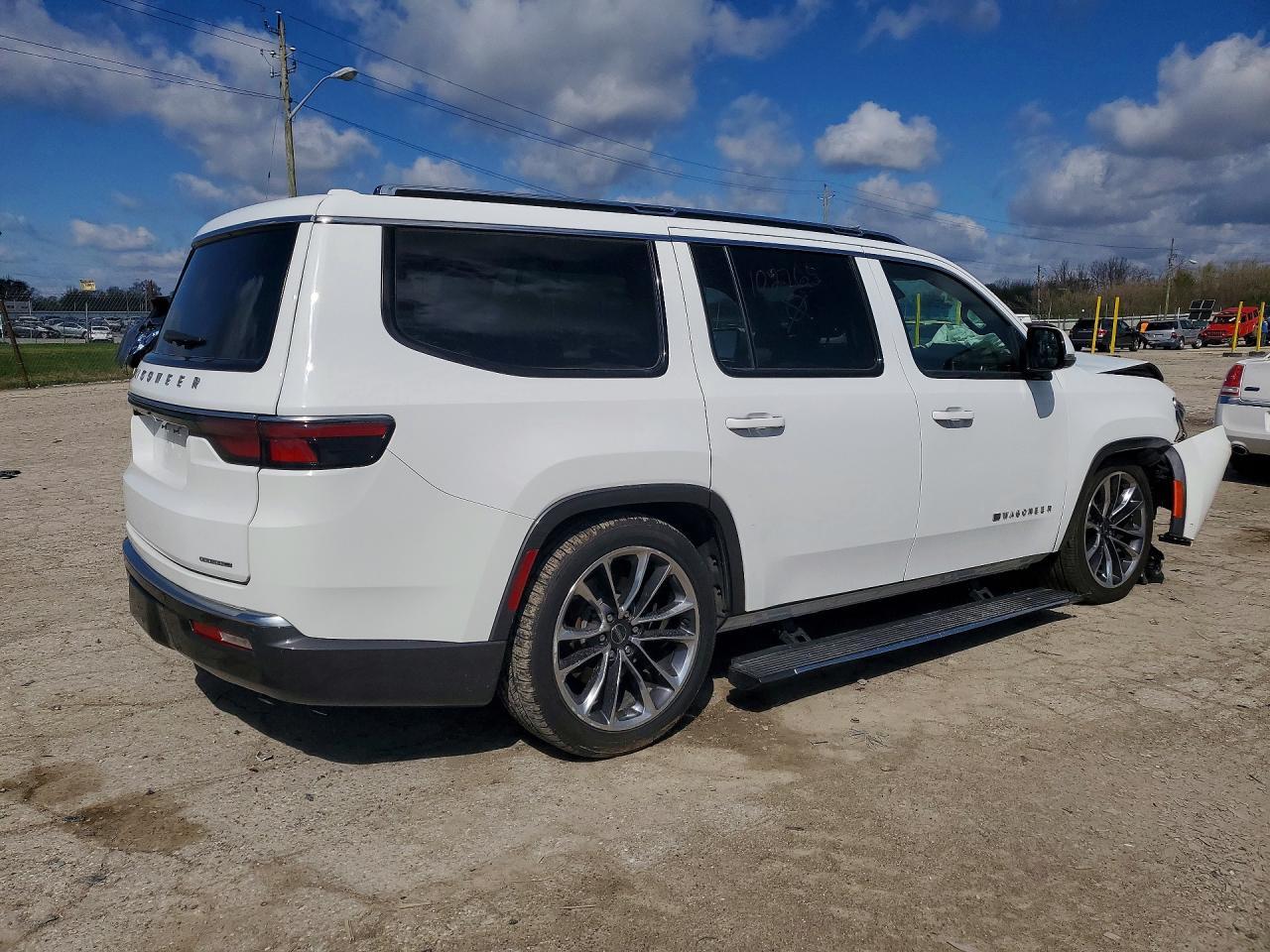 2022 JEEP Wagoneer