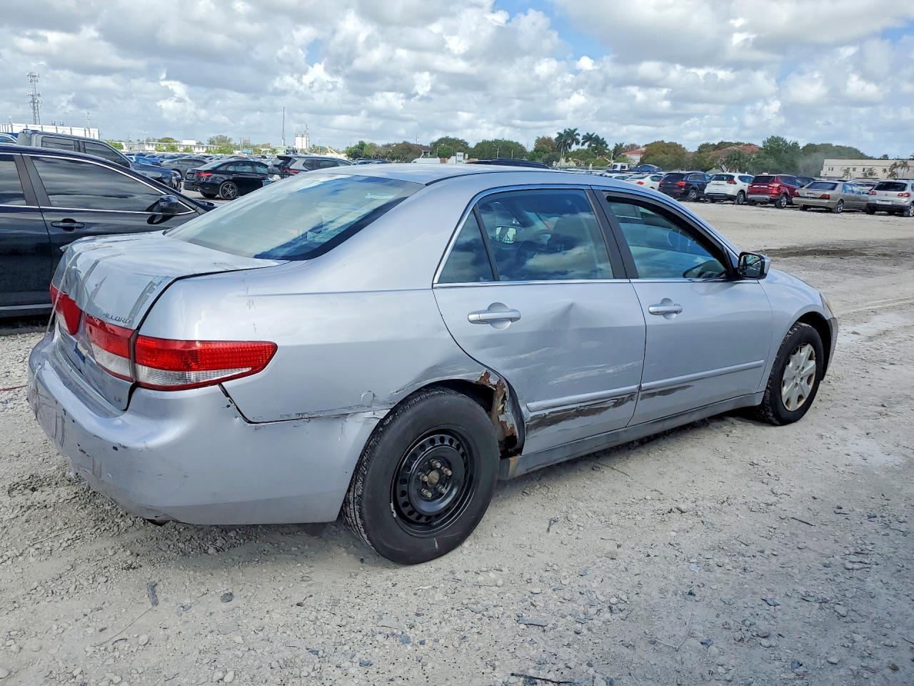 2004 HONDA ACCORD