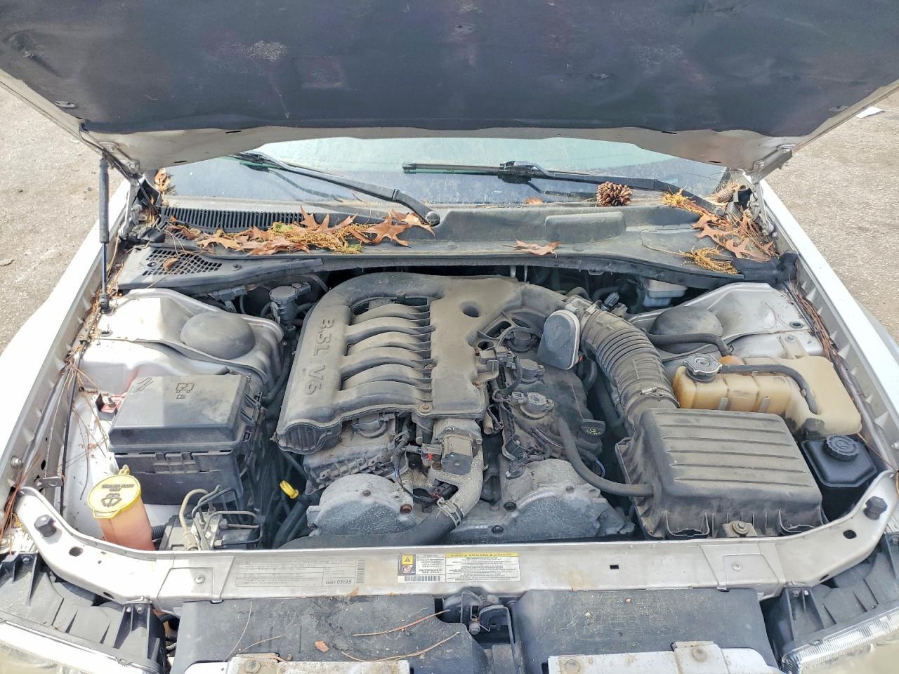 2010 CHRYSLER 300