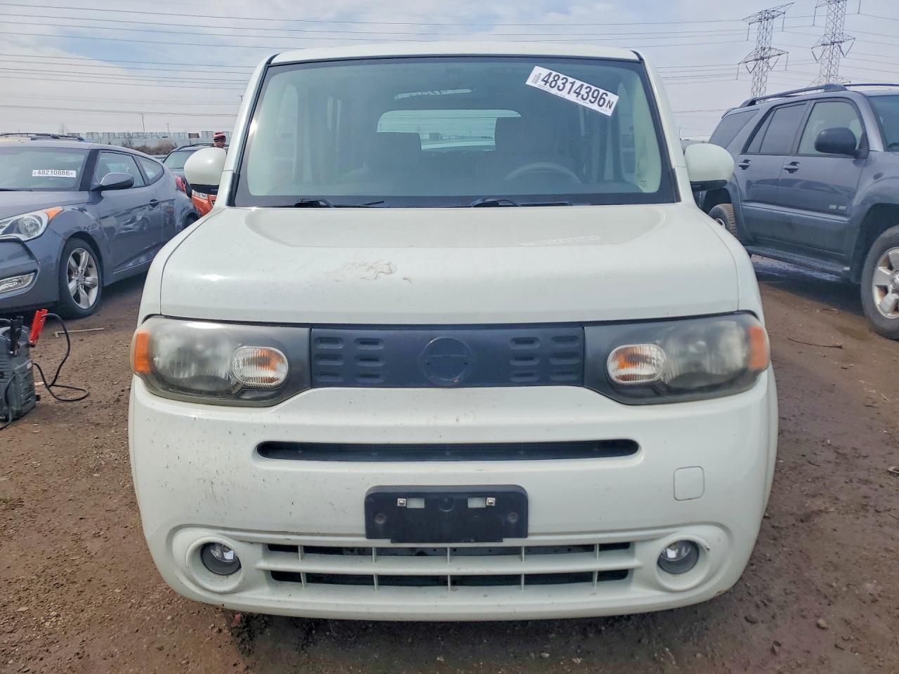 2011 NISSAN CUBE