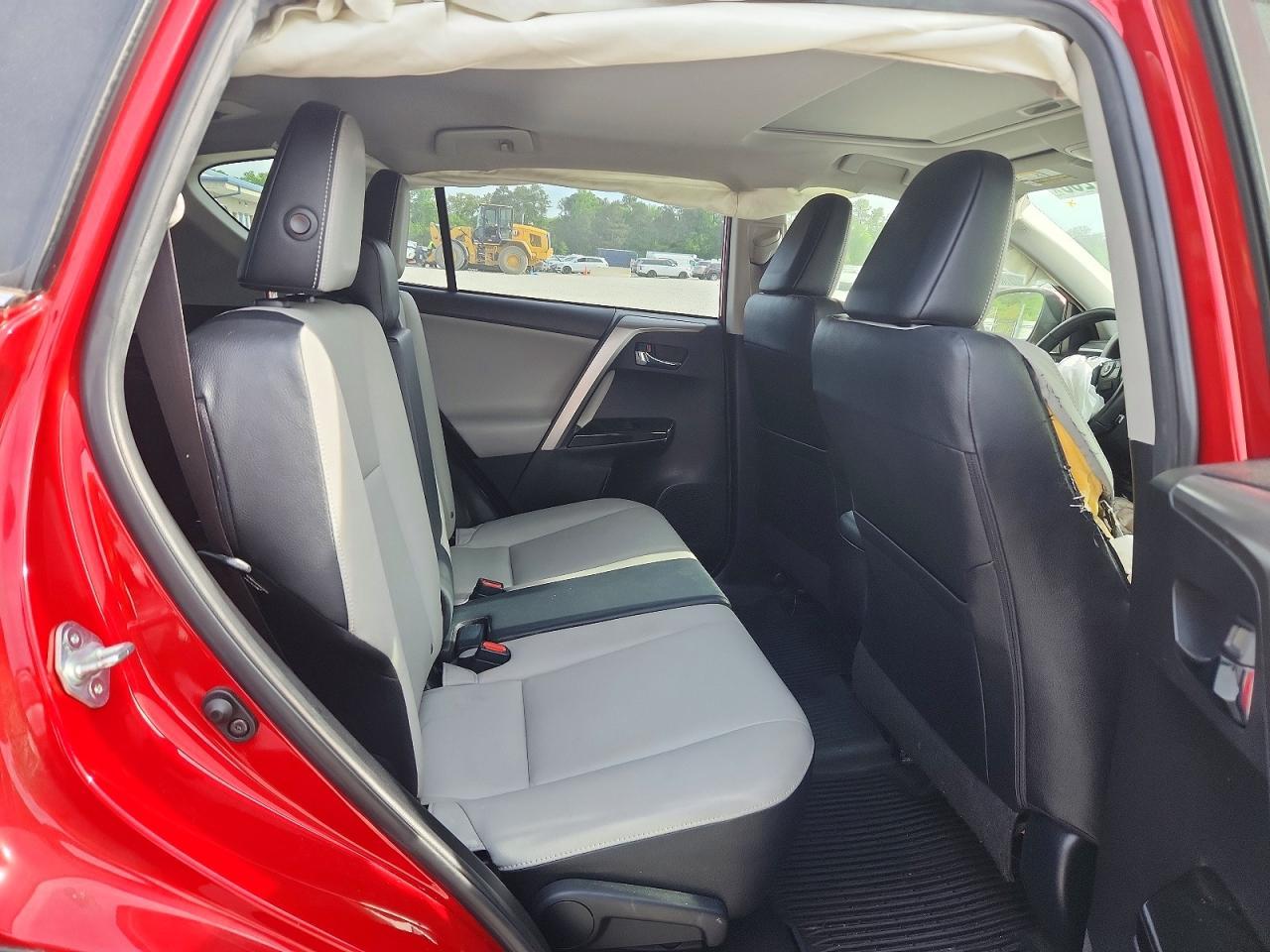 2016 TOYOTA RAV4