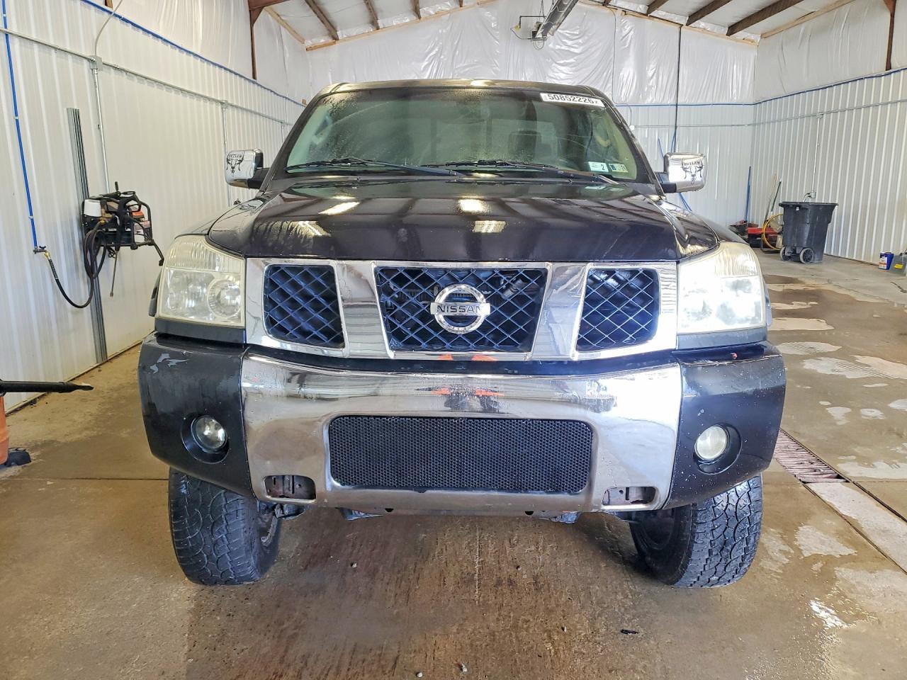 2004 NISSAN Titan