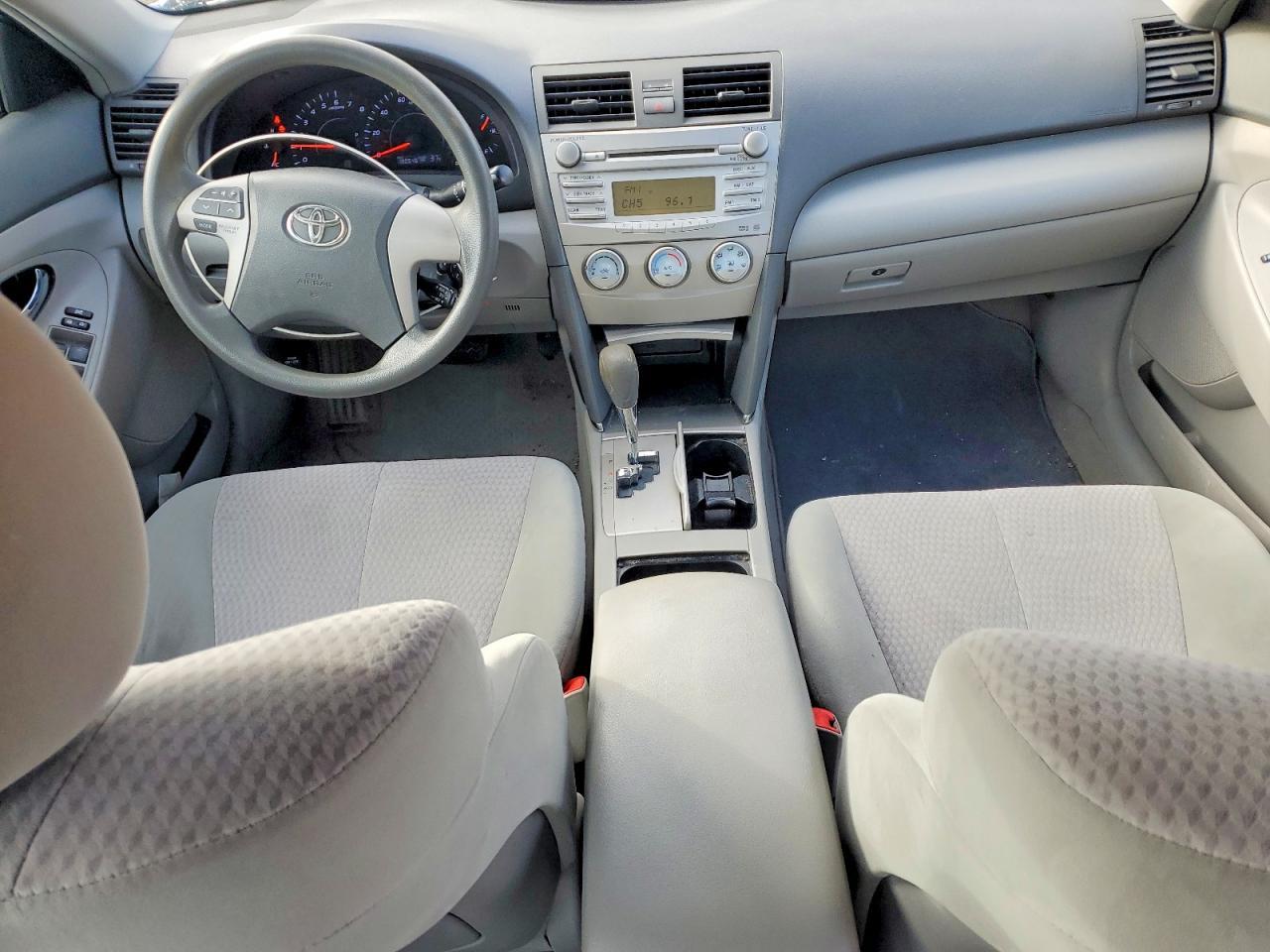 2011 TOYOTA CAMRY