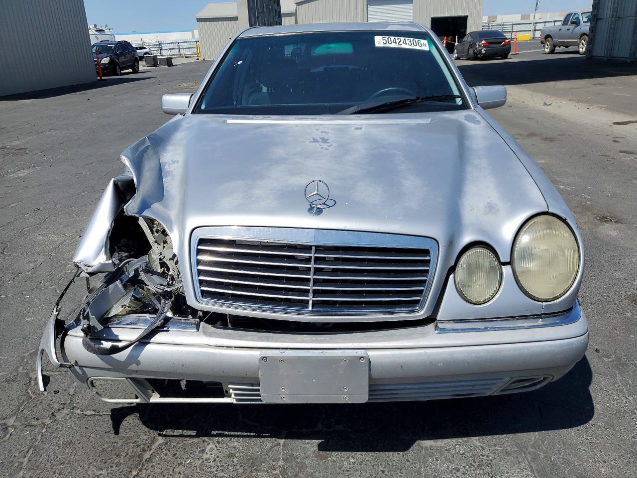 1999 MERCEDES-BENZ E-Class