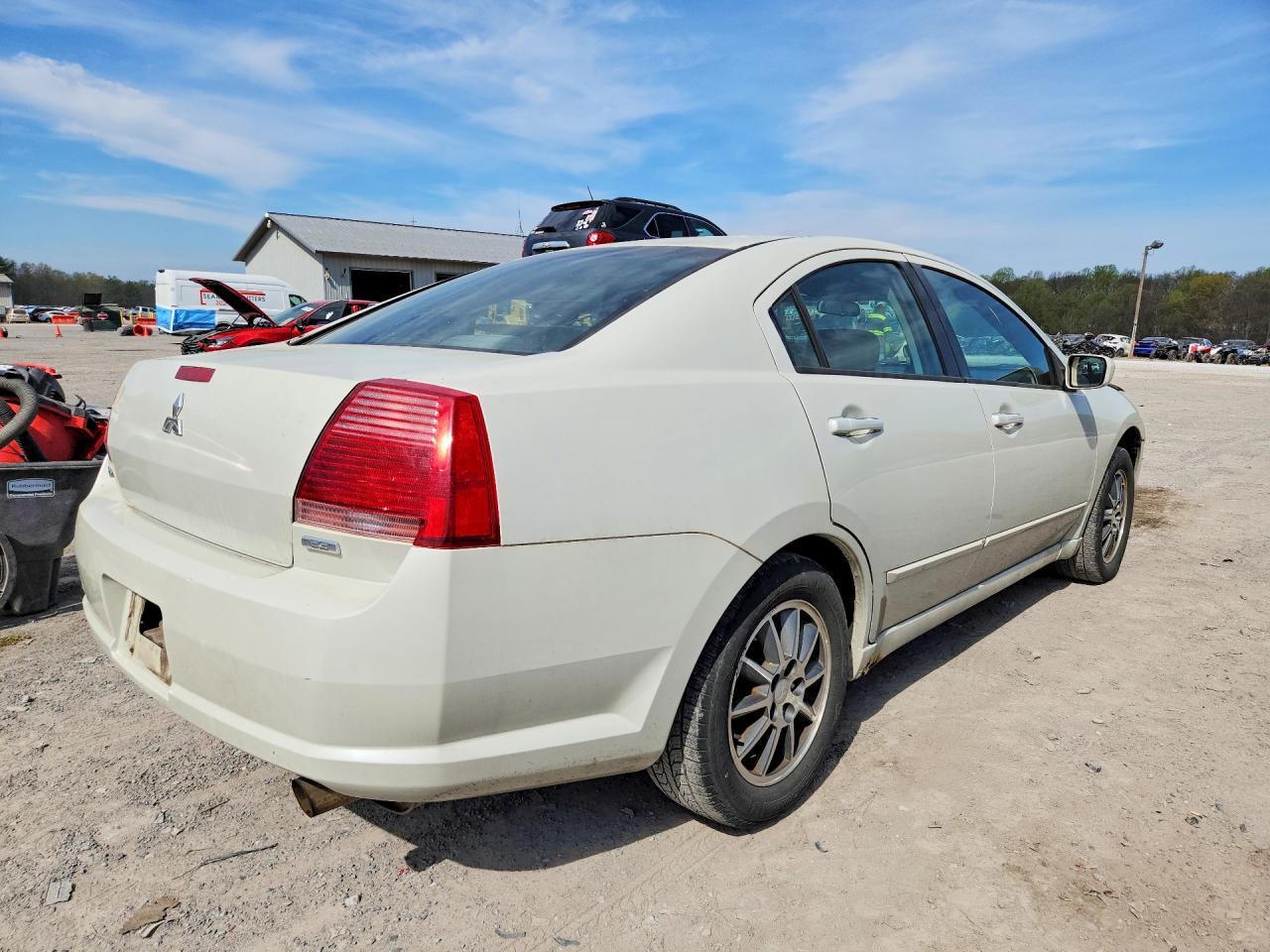2005 MITSUBISHI Galant