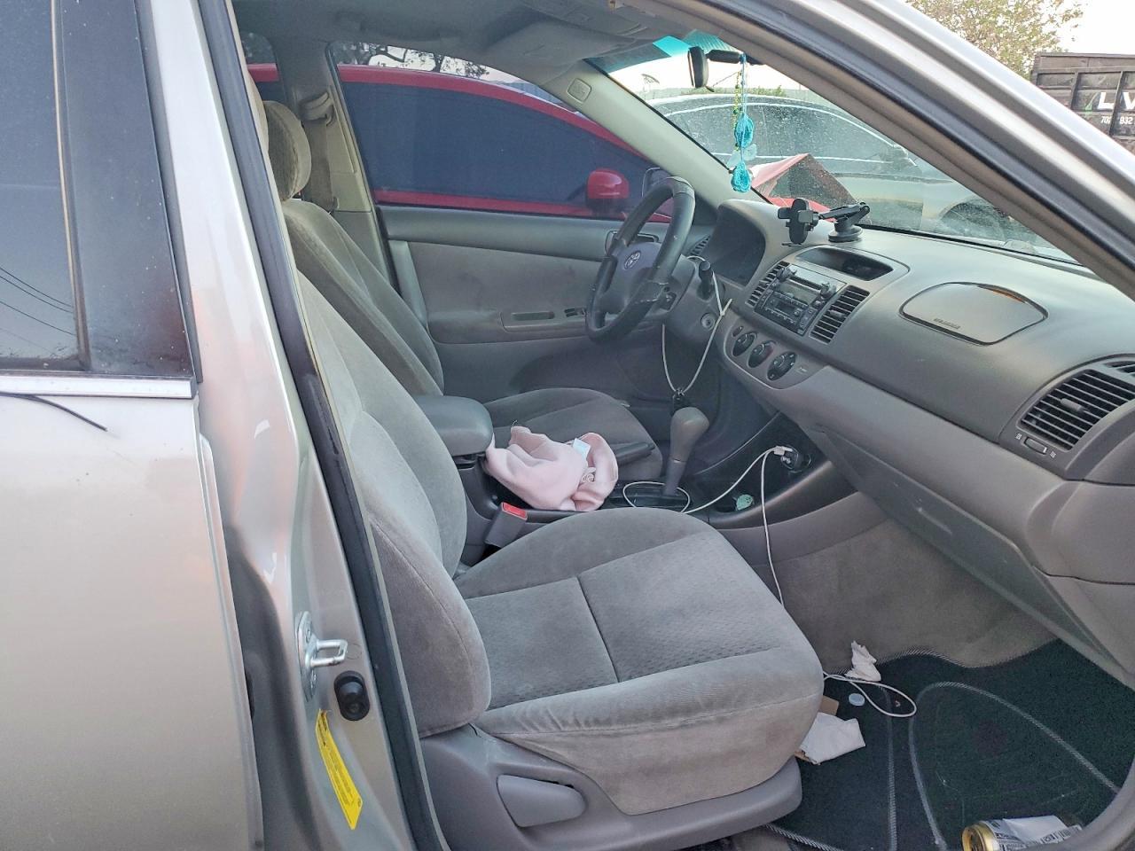 2002 TOYOTA CAMRY