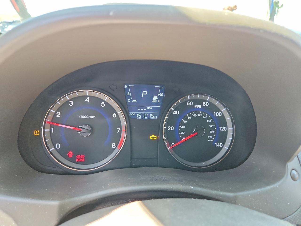 2012 HYUNDAI ACCENT