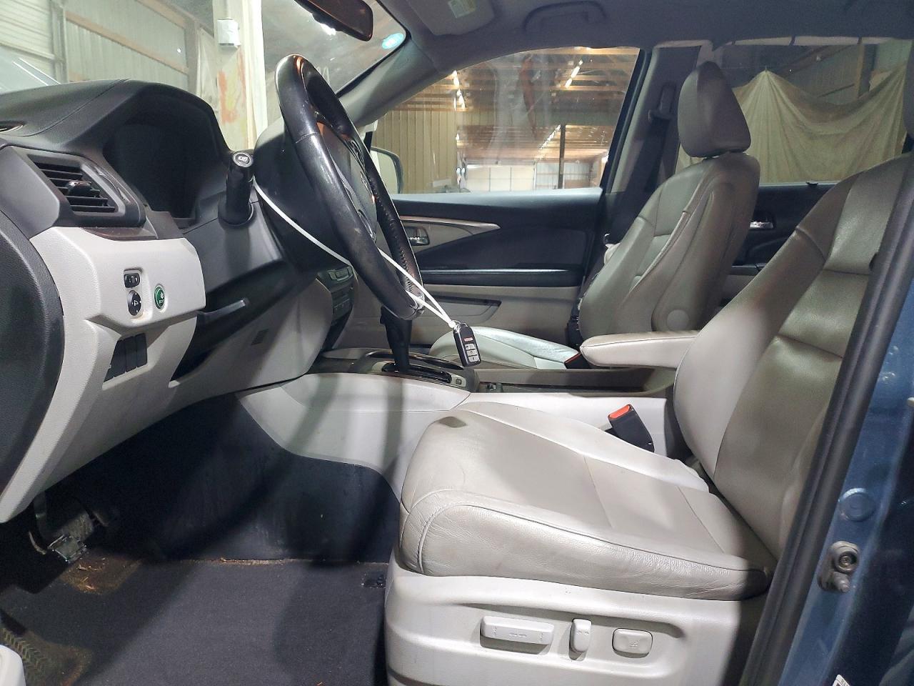 2016 HONDA PILOT