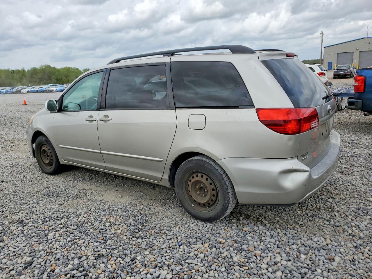 2005 TOYOTA SIENNA