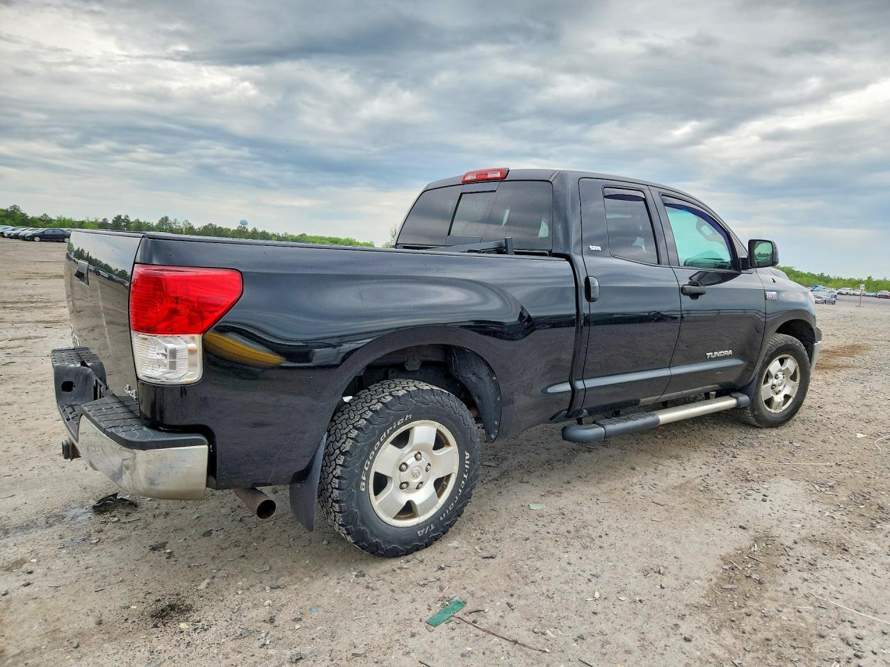 2012 TOYOTA TUNDRA