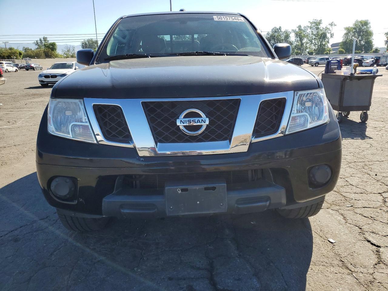 2017 NISSAN Frontier
