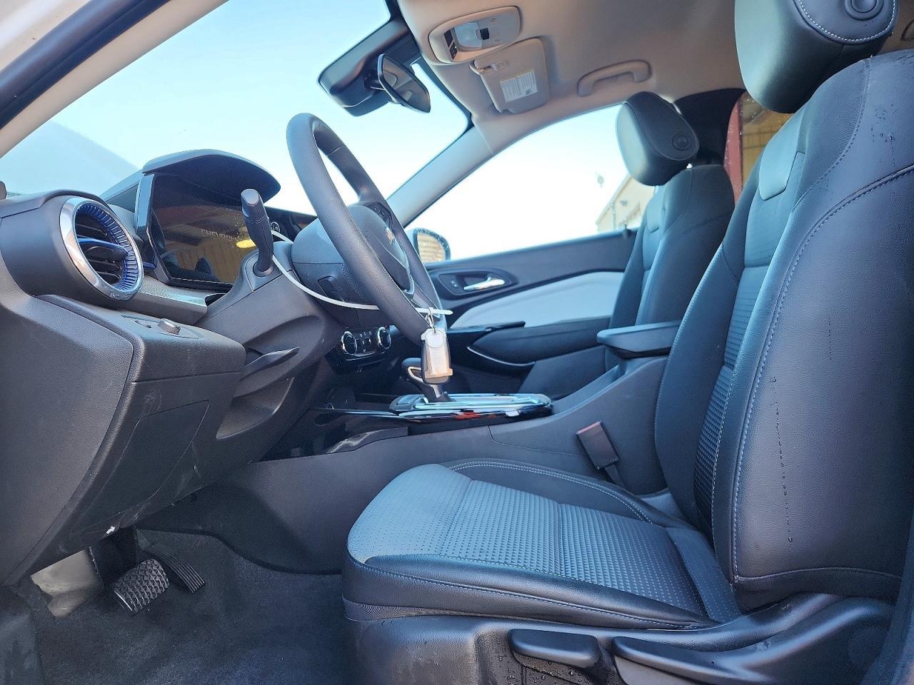 2025 CHEVROLET TRAX