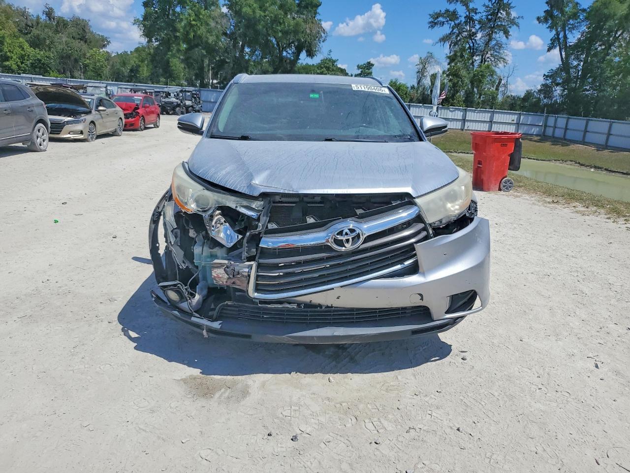 2014 TOYOTA HIGHLANDER