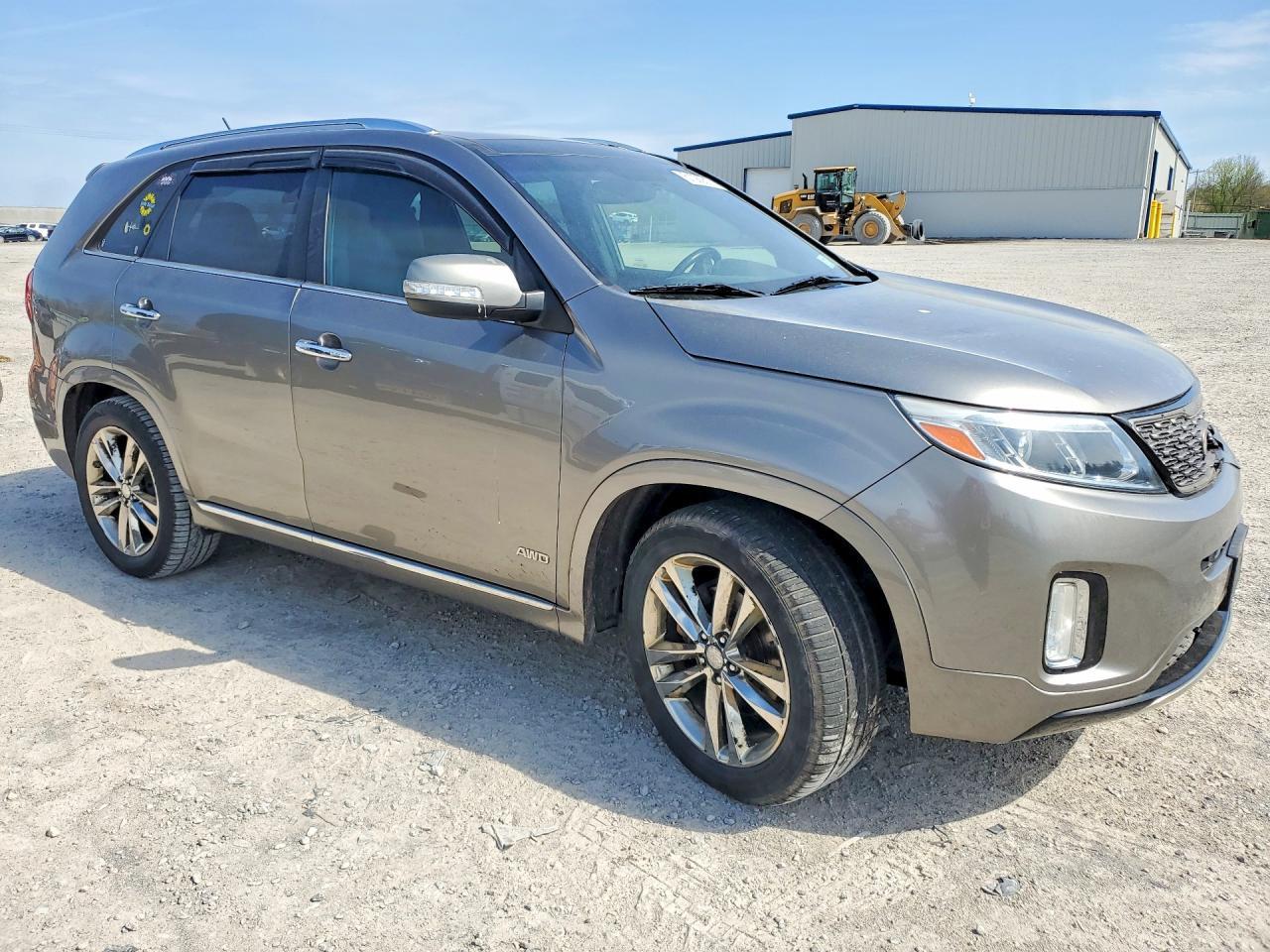 2014 KIA SORENTO