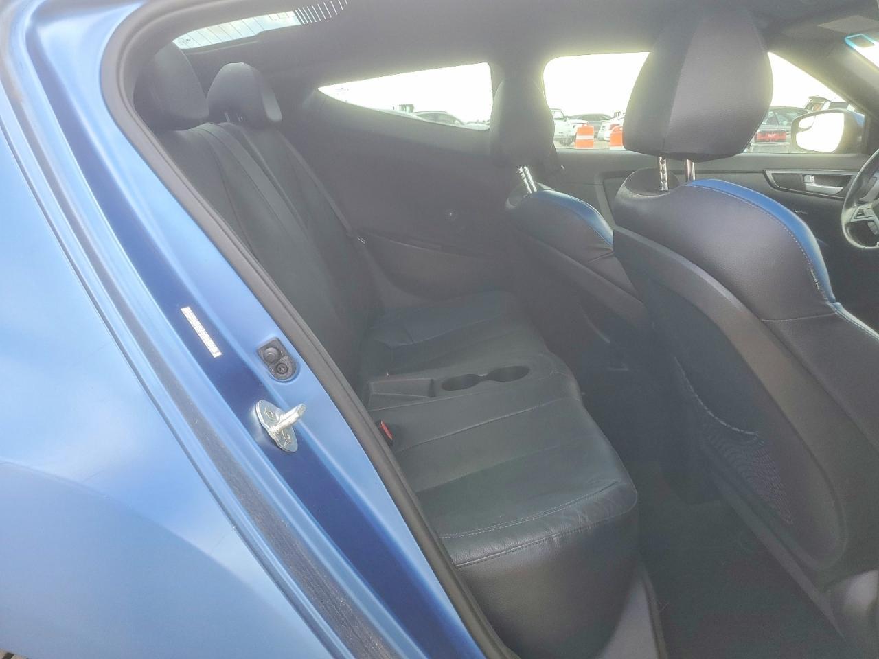 2016 HYUNDAI VELOSTER