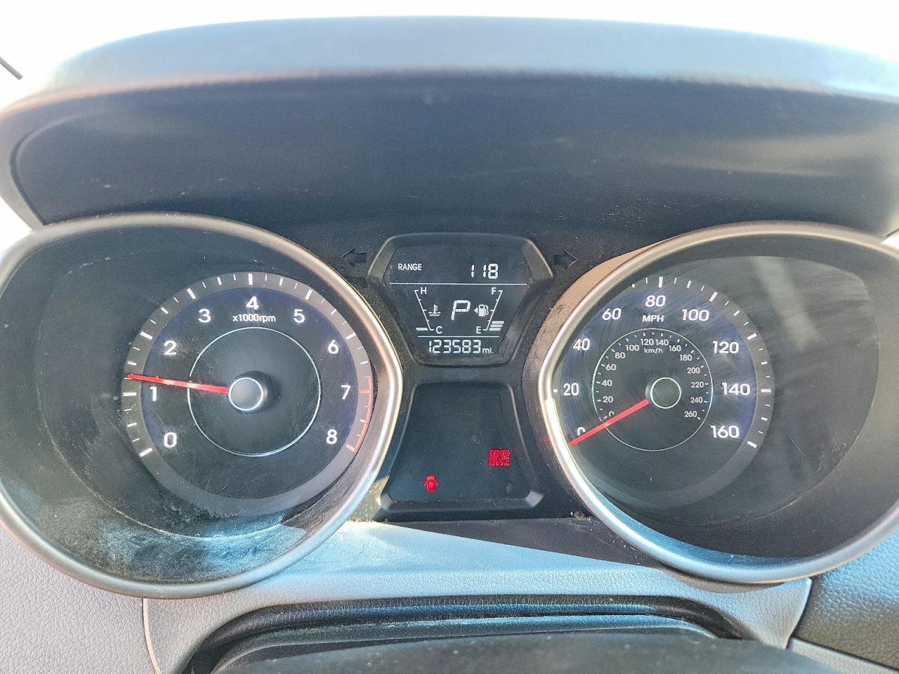 2016 HYUNDAI ELANTRA