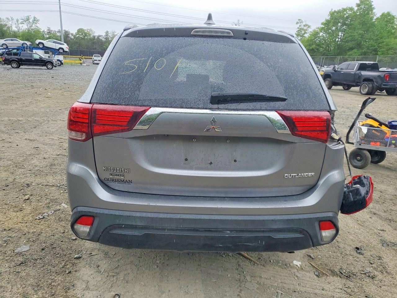 2019 MITSUBISHI outlander
