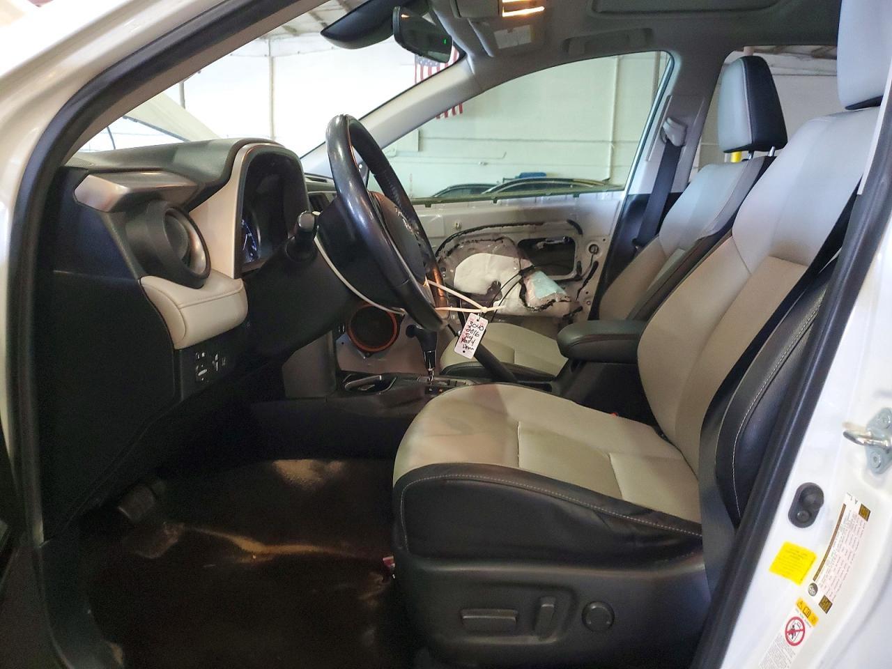 2016 TOYOTA RAV4
